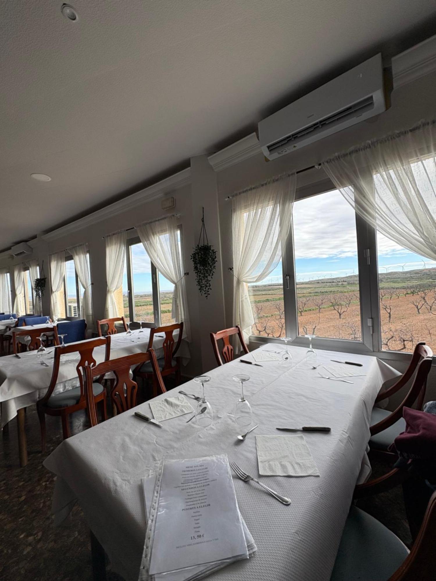 Hostal Pueblo Viejo Belchite Eksteriør bilde