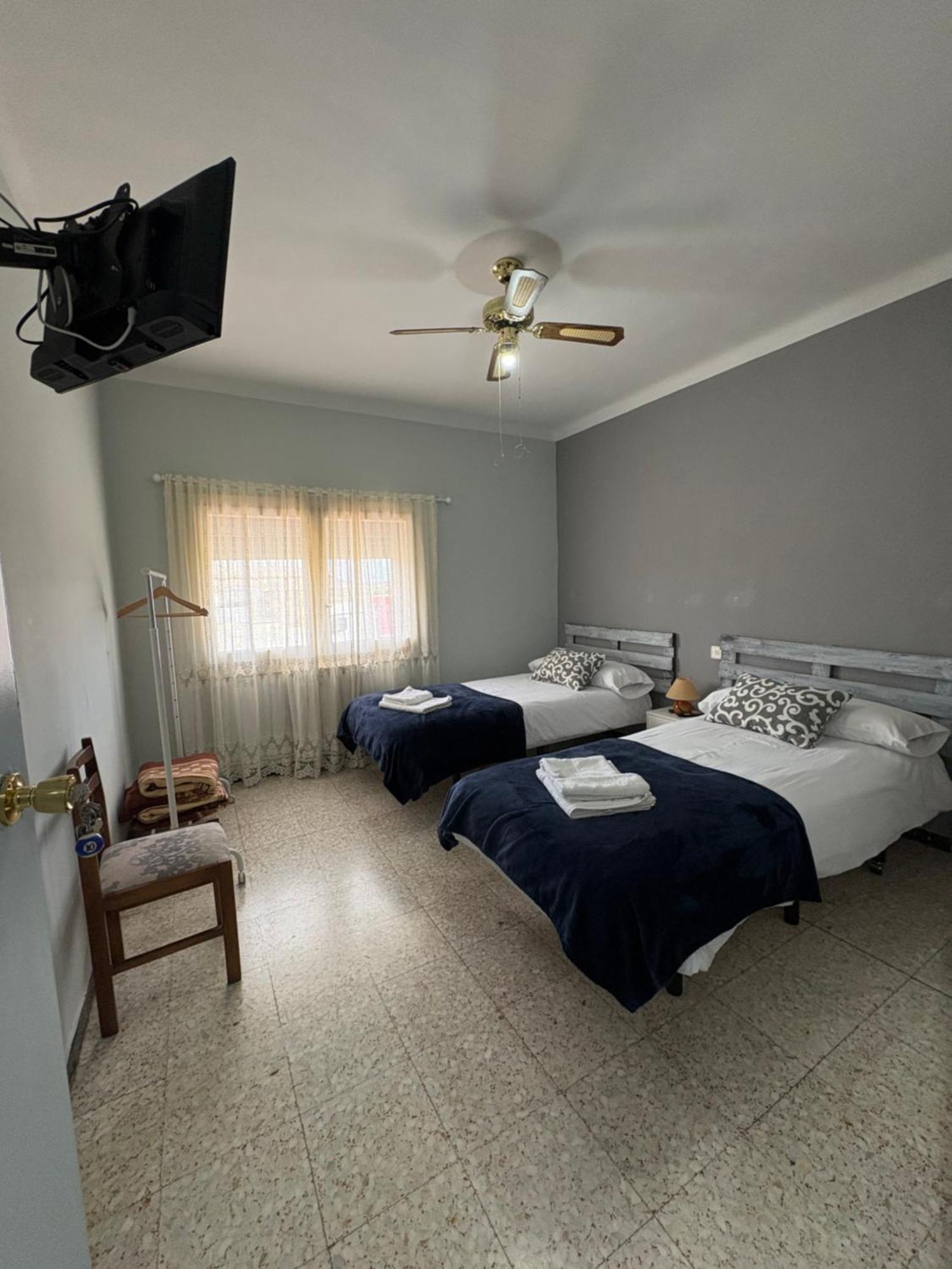 Hostal Pueblo Viejo Belchite Eksteriør bilde